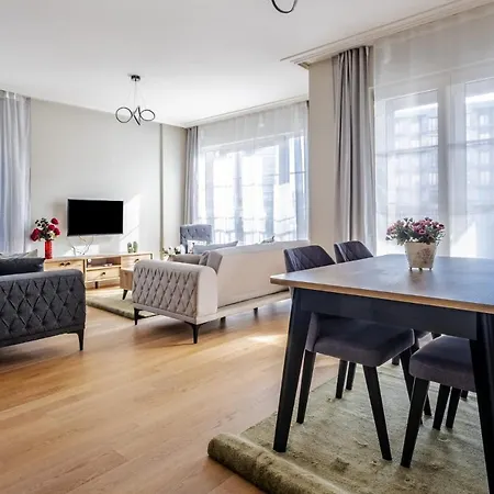 Flat With Balcony In Umraniye Istanbul